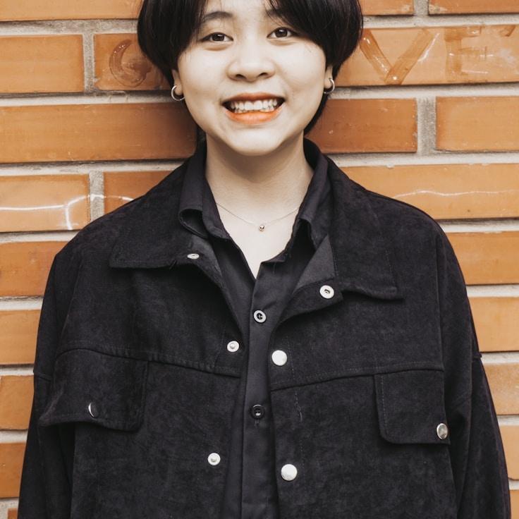 Portrait of Mira Sharma meditation instructor